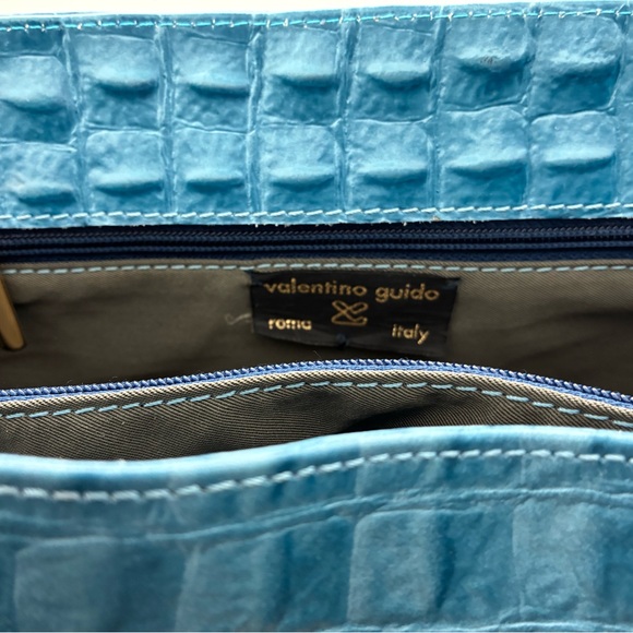 Elegant Blue Crocodile Embossed Leather Birkin Style Handbag Tote - Picture 8 of 8